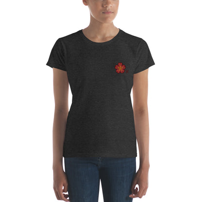 Chinese quince Women's short sleeve t-shirt